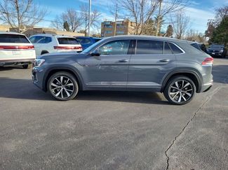 New 2026 Volkswagen Atlas Cross Sport SEL Premium R-Line AWD/4WD video 2