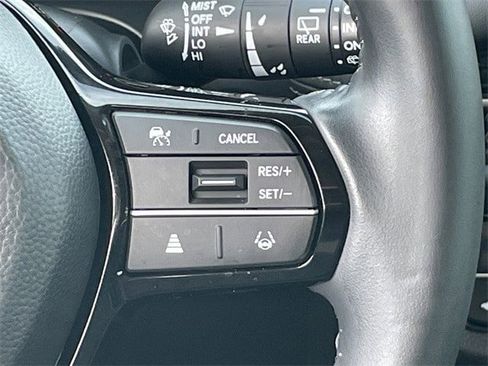 Used 2024 Honda HR-V EX-L image 13
