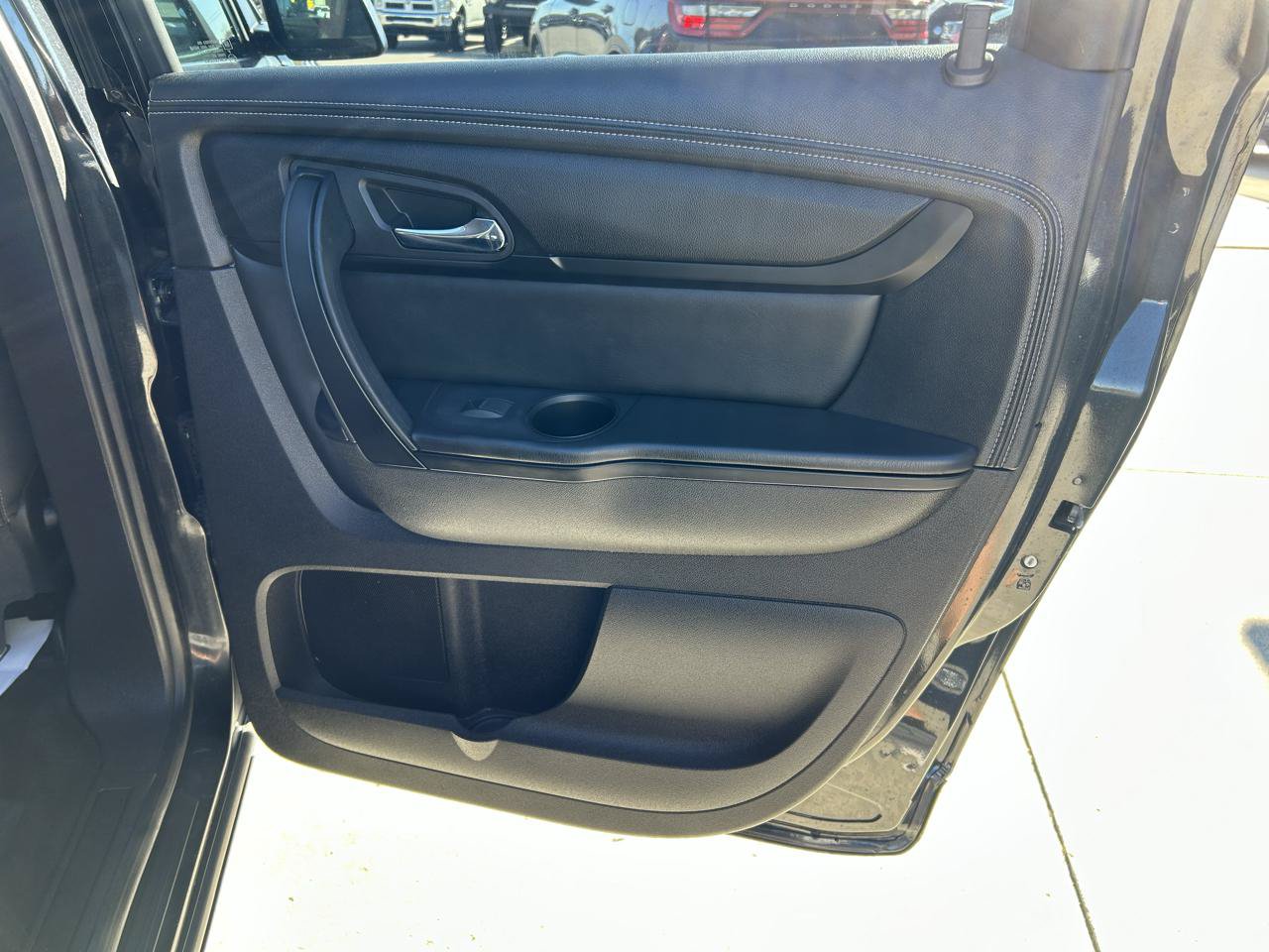Used 2015 GMC Acadia SLE AWD/4WD image 15