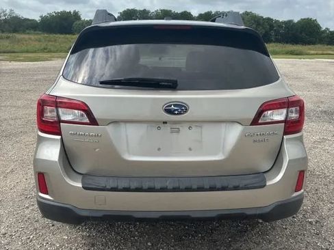 Used 2015 Subaru Outback 3.6R Limited AWD/4WD image 7