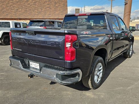 Used 2022 Chevrolet Silverado 1500 LT w/ Safety Package image 7
