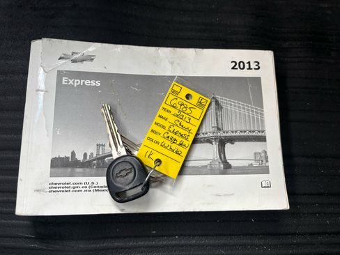 Used 2013 Chevrolet Express 2500 Extended image 23