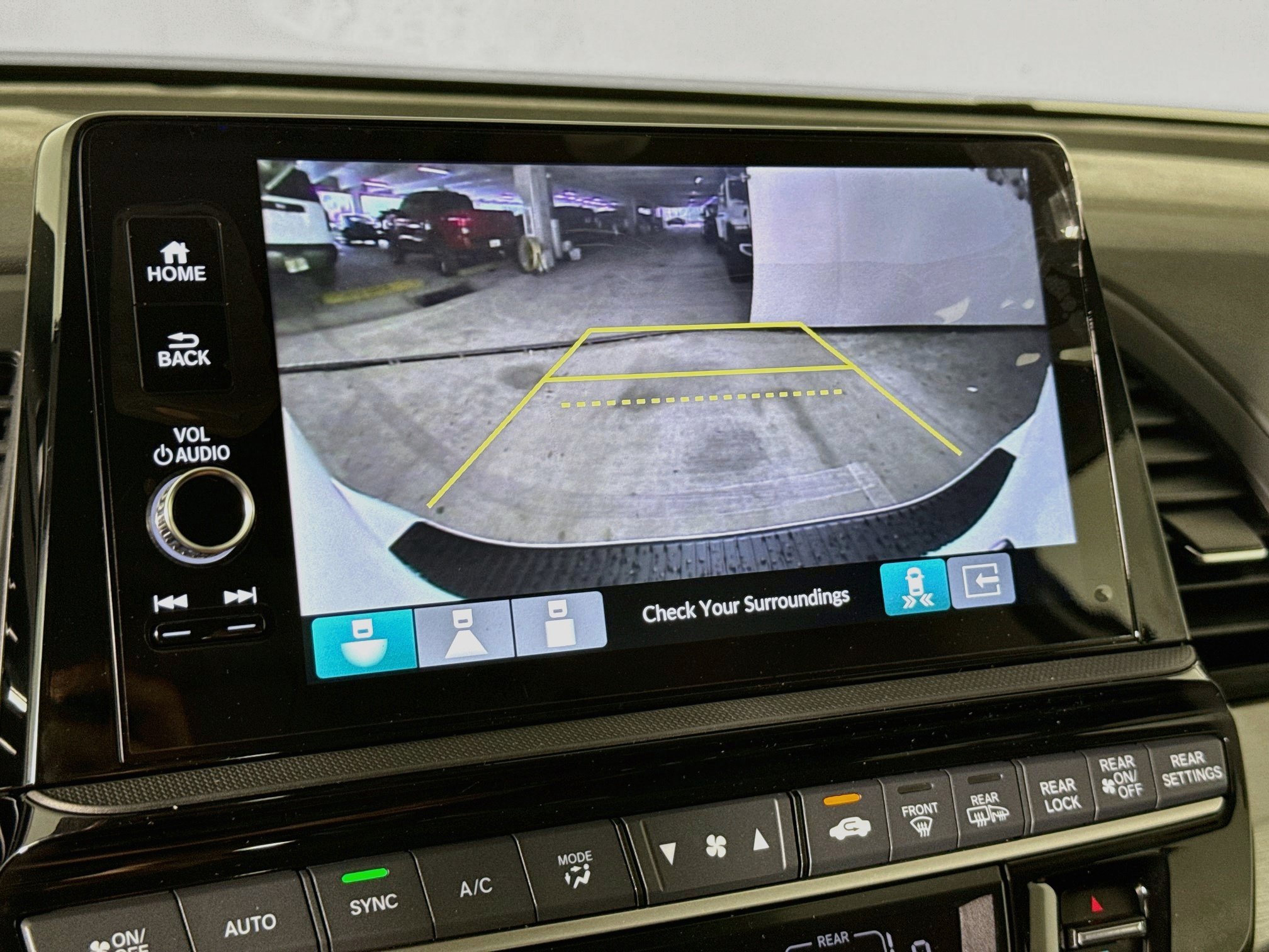 New 2027 Honda Odyssey Touring image 16