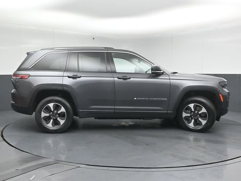 Used 2022 Jeep Grand Cherokee Limited 4xe image 5