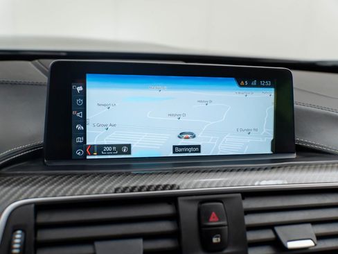 Used 2018 BMW M4 Convertible w/ Competition Package image 28