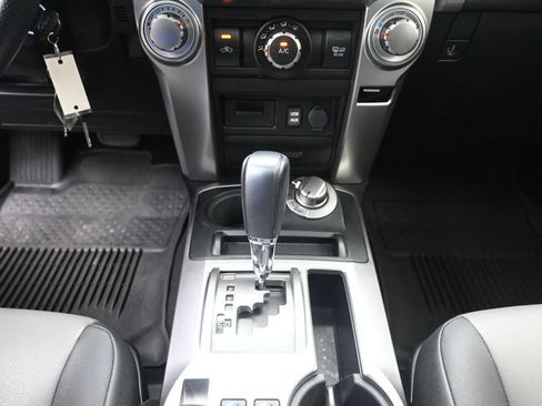 Used 2019 Toyota 4Runner SR5 Premium AWD/4WD image 13