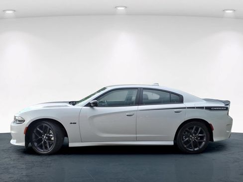 Used 2023 Dodge Charger R/T w/ Blacktop Package RWD image 16
