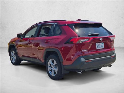 Used 2025 Toyota RAV4 XLE w/ Convenience Package AWD/4WD image 7