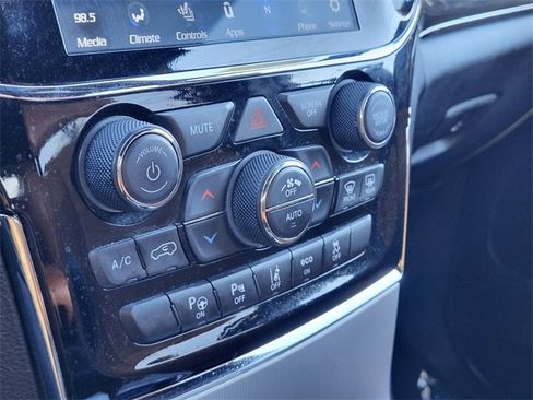 Used 2020 Jeep Grand Cherokee SRT image 22