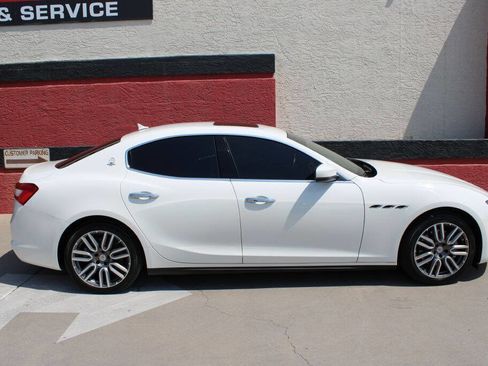 Used 2018 Maserati Ghibli image 1