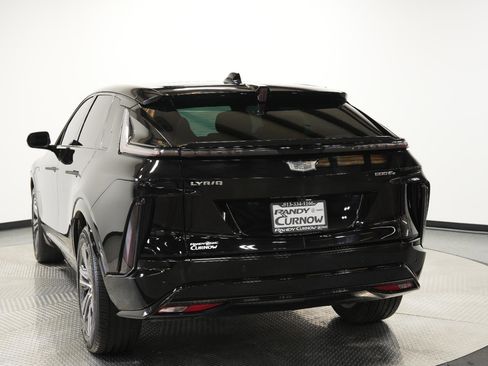 Used 2024 Cadillac Lyriq Luxury image 5