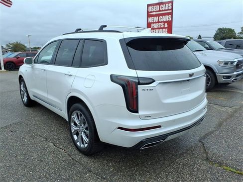 Used 2020 Cadillac XT6 Sport image 7