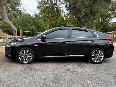 Used 2019 Hyundai Ioniq Limited w/ Ultimate Package 02 image 3