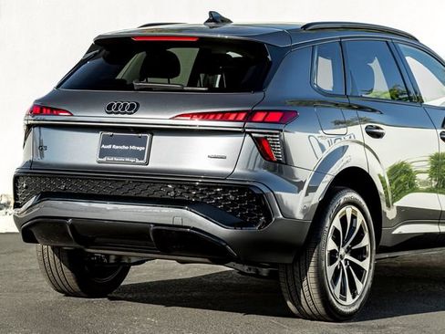 New 2026 Audi Q3 quattro 2.0T AWD/4WD image 9