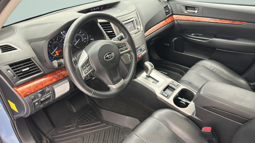 Used 2012 Subaru Outback 2.5i Limited AWD/4WD image 11