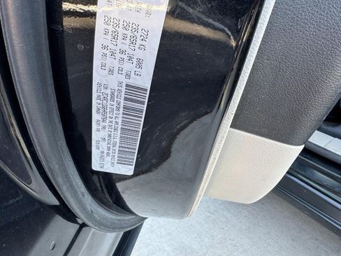 Used 2017 Chrysler Pacifica Touring image 24