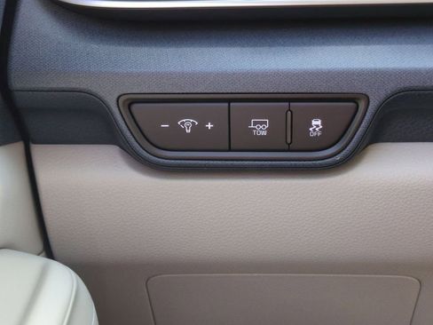 New 2026 Kia Carnival EX FWD image 18