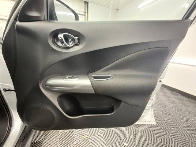 Used 2017 Nissan Juke SV FWD image 7