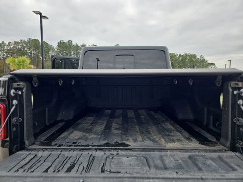 Used 2021 Jeep Gladiator Rubicon image 16