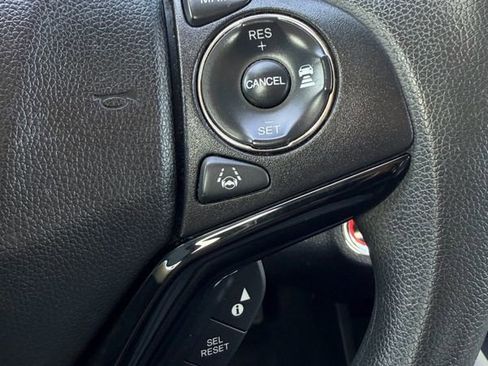 Used 2021 Honda HR-V EX image 30