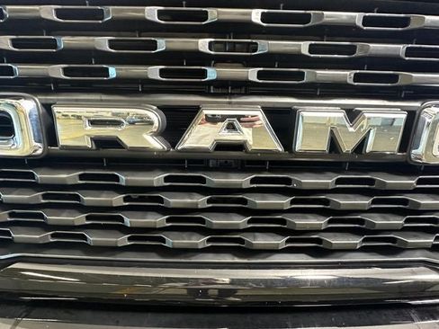 Used 2024 RAM 2500 Big Horn w/ Level 2 Equipment Group AWD/4WD image 10