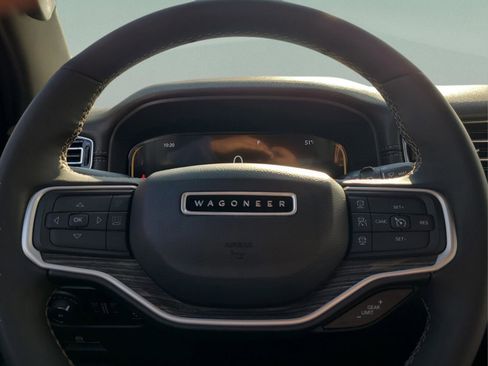 Used 2022 Jeep Wagoneer Series II w/ Rear Seat Video Group 1 image 19