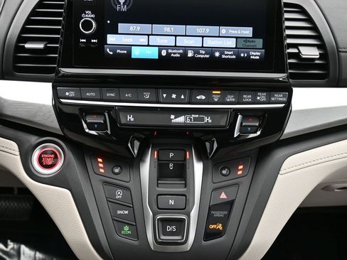 Certified 2025 Honda Odyssey EX-L image 45
