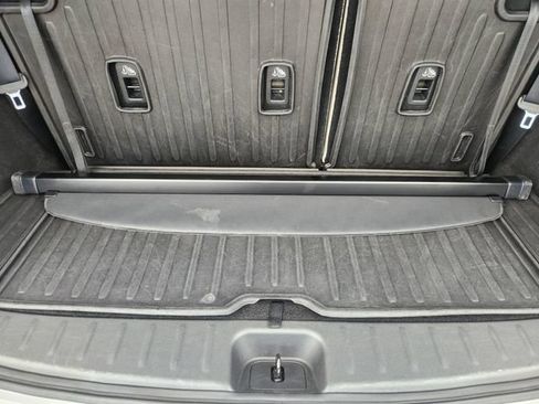 Used 2023 Nissan Pathfinder SL w/ SL Premium Package FWD image 32
