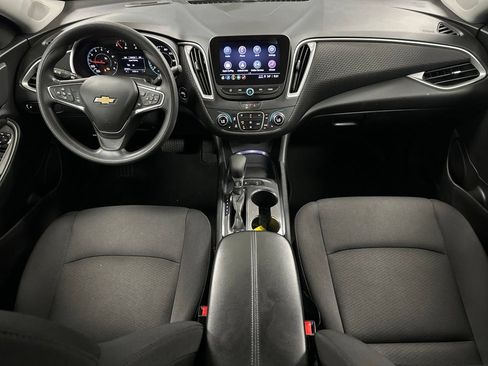 Used 2024 Chevrolet Malibu LT FWD image 3