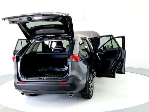 Used 2023 Toyota RAV4 XLE Premium AWD/4WD image 11
