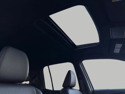 Certified 2023 Honda Ridgeline Black Edition image 17