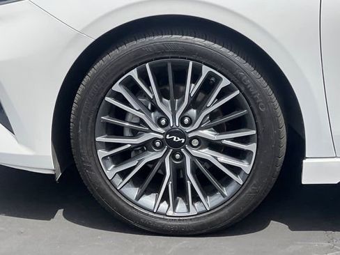 Used 2024 Kia Forte GT-Line w/ GT-Line Premium Package FWD image 35