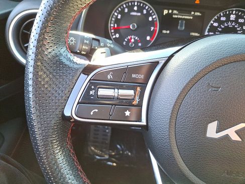 Used 2022 Kia Forte GT image 17