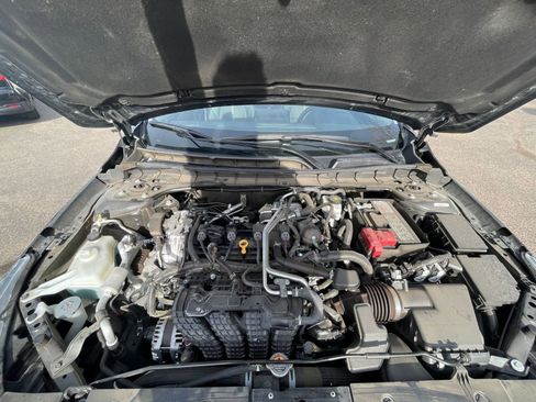 Used 2025 Nissan Altima 2.5 SR image 31