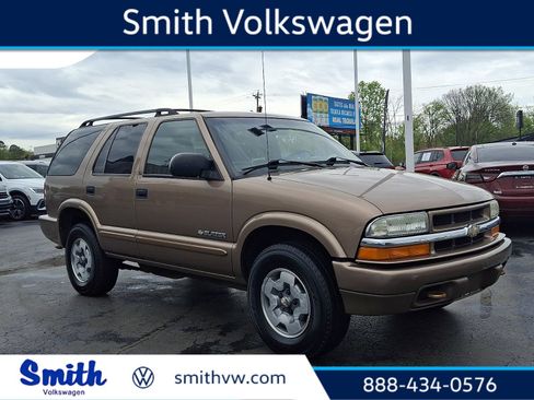 Used 2003 Chevrolet Blazer LS w/ Preferred Equipment Group AWD/4WD image 1