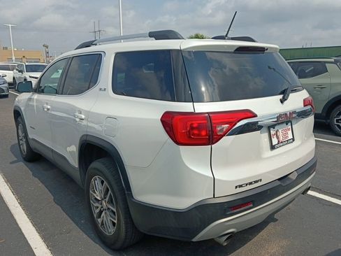 Used 2019 GMC Acadia SLE w/ Driver Alert Package I FWD image 4
