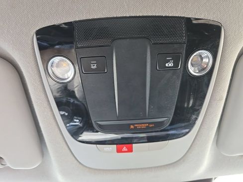 Used 2024 Kia Seltos S AWD/4WD image 25