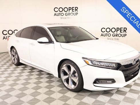 Used 2019 Honda Accord Touring image 1