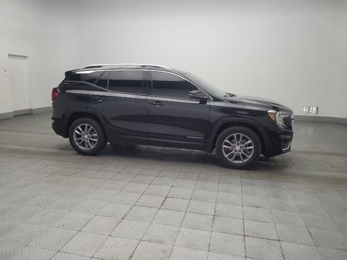 Used 2023 GMC Terrain SLT FWD image 11