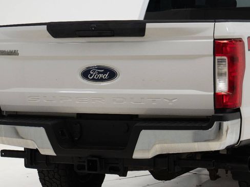 Used 2018 Ford F350 XL w/ Power Equipment Group AWD/4WD image 12