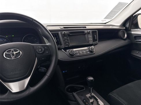 Used 2017 Toyota RAV4 XLE image 29