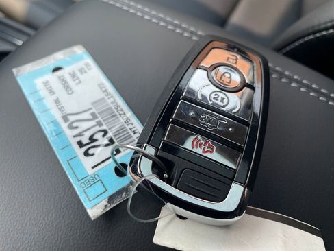 New 2025 Lincoln Corsair Grand Touring image 9