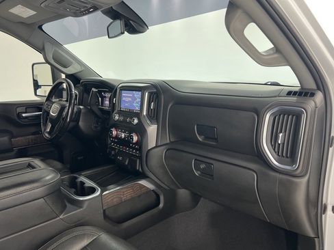 Used 2022 GMC Sierra 2500 Denali image 25