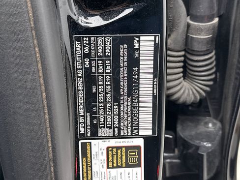 Used 2022 Mercedes-Benz GLC 300 4MATIC image 25