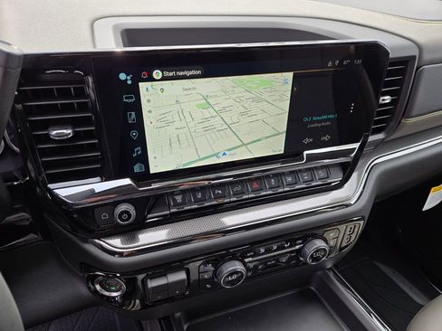 New 2026 Chevrolet Silverado 2500 ZR2 AWD/4WD image 12
