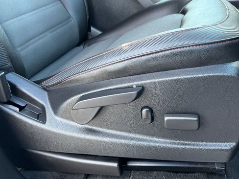 Used 2018 GMC Canyon All Terrain w/ Trailering Package AWD/4WD image 25