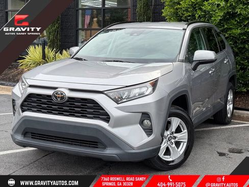Used 2020 Toyota RAV4 XLE AWD/4WD image 1
