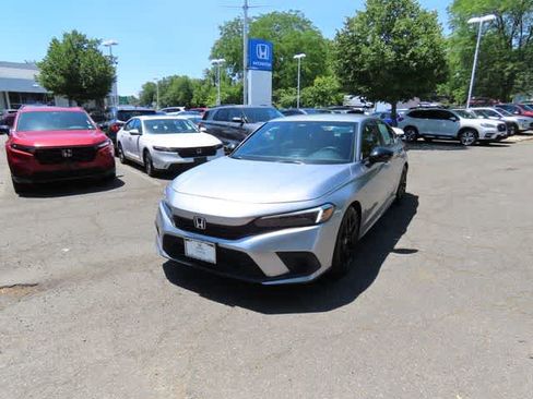Used 2023 Honda Civic Sport image 1