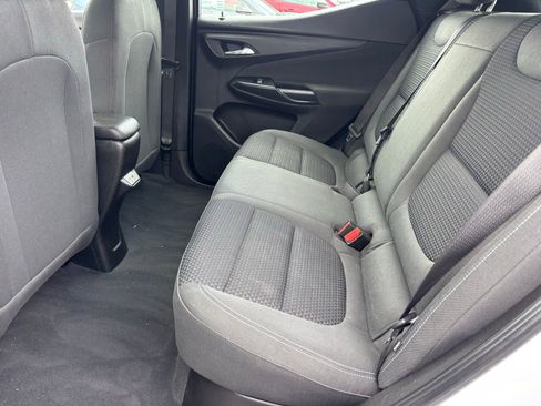 Used 2023 Chevrolet Bolt EUV LT image 17