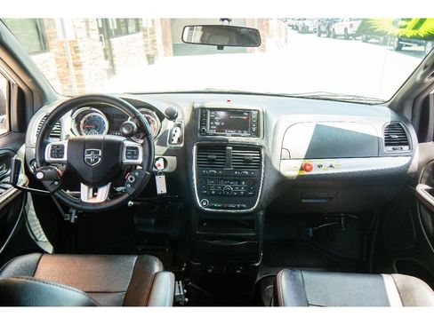 Used 2015 Dodge Grand Caravan R/T w/ Safety Sphere Group FWD image 13